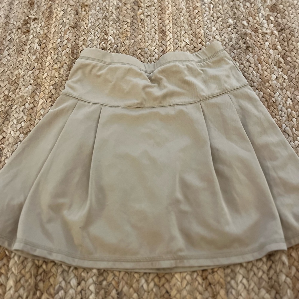 Chaps beige tennis skirt